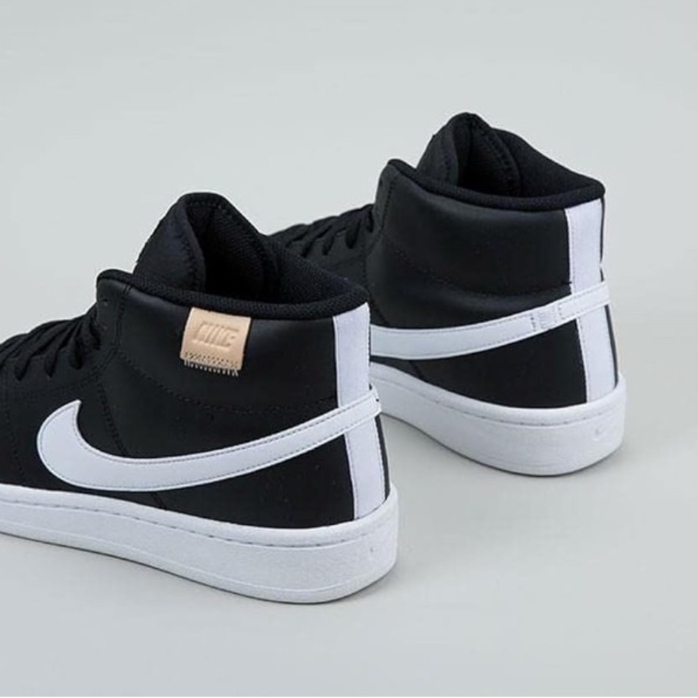 Nike Men's Court Royale 2 Tennis Shoe - Picture 2 of 8